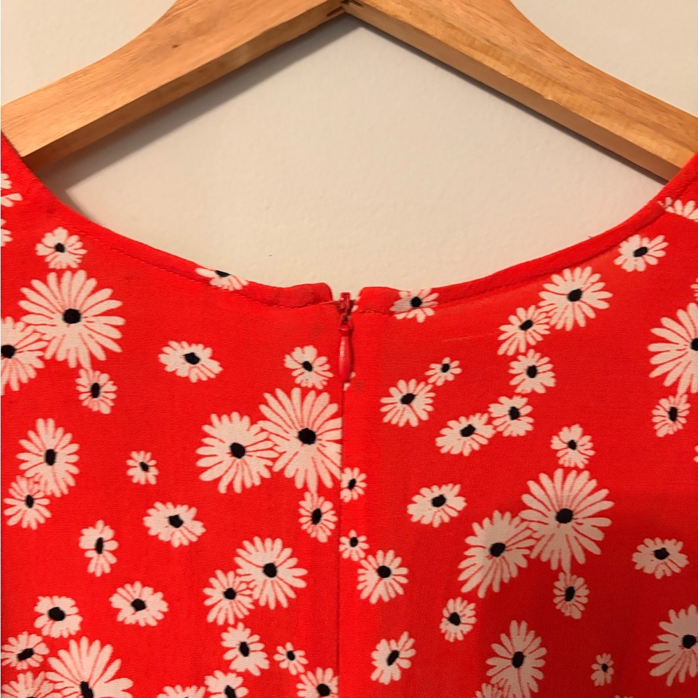 RIXO Red Daisy-Print Midi Dress with V-Neck - Picture 5 of 5